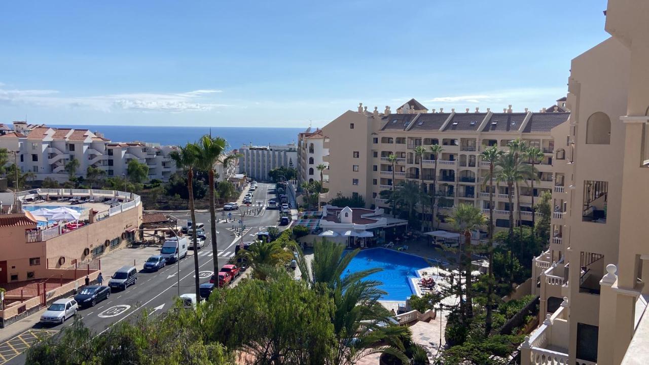 Top Floor, Panoramic Studio, Heated Pool Лос Кристианос Екстериор снимка